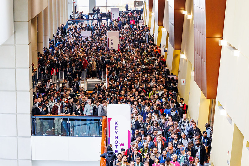 The crowd at KubeCon